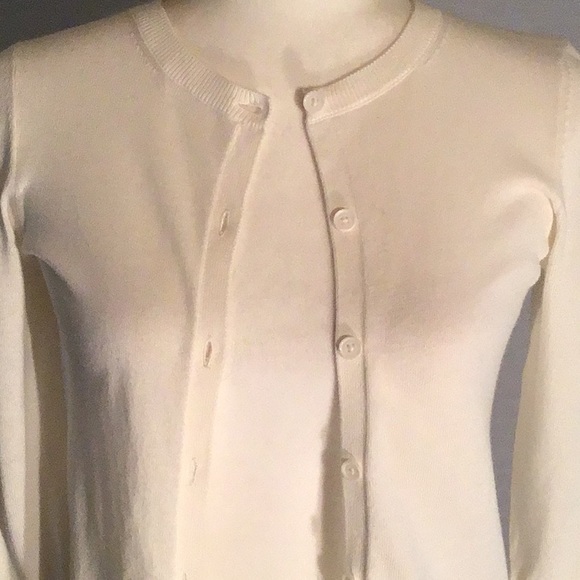 LOFT Sweaters - LOFT petite cardigan